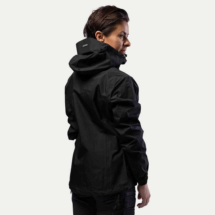 106_8e32004f0f-bn301v2-w-black-6-square