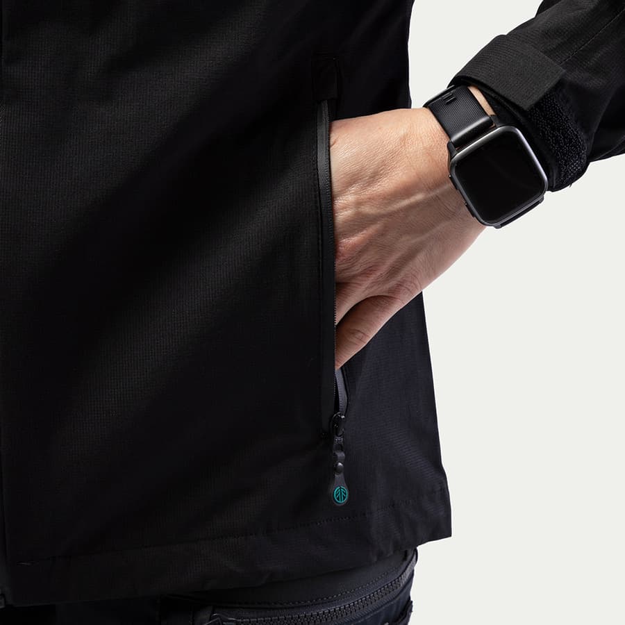 106_e6261297e8-bn301v2-w-black-14-square