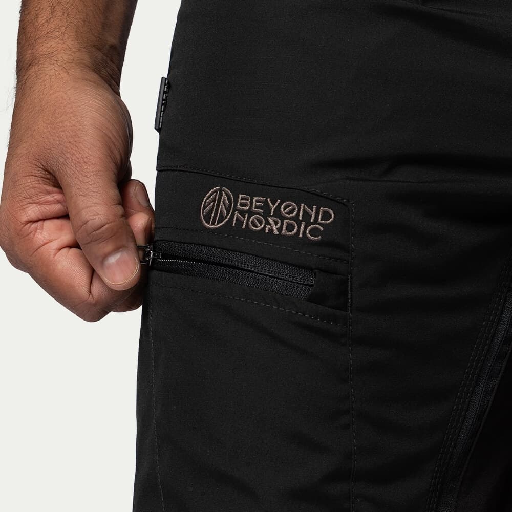 10_a224b9b3f9-bn005-m-forestnight-1511017-full