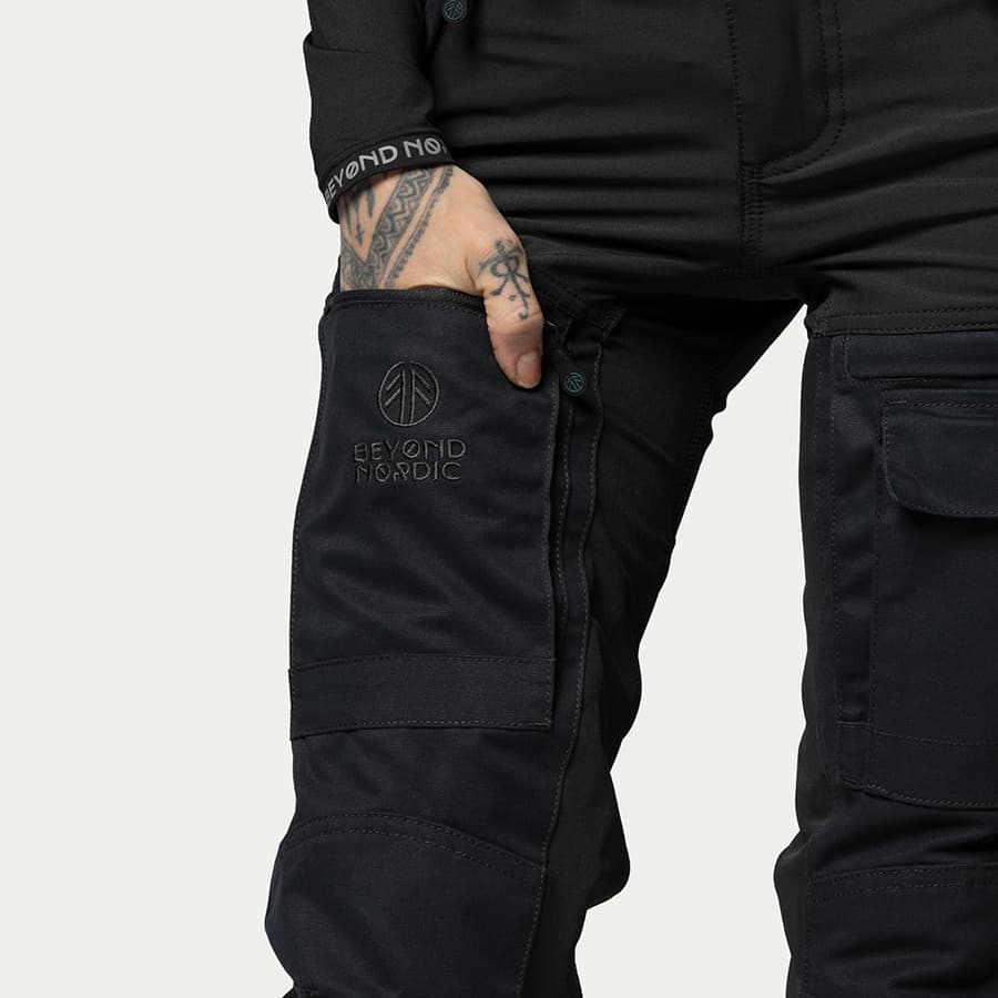 110_734810183a-bn001v2-w-offblack-18-square