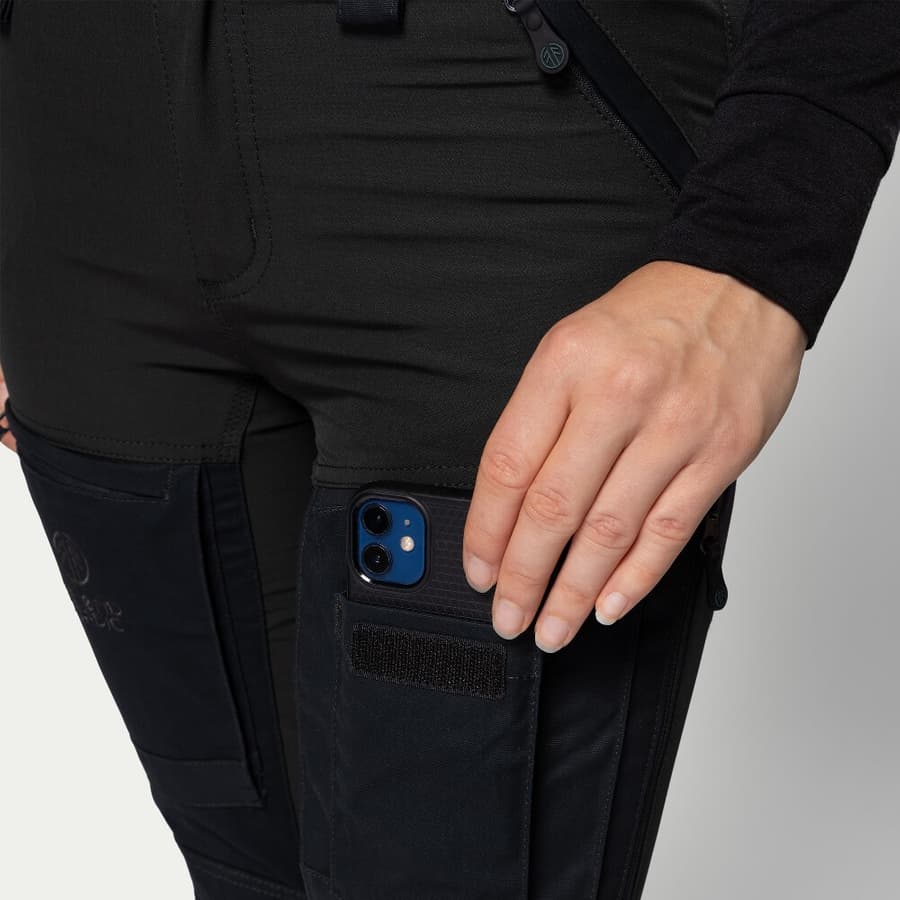 110_742cdca87b-bn001v2-w-offblack-13-square