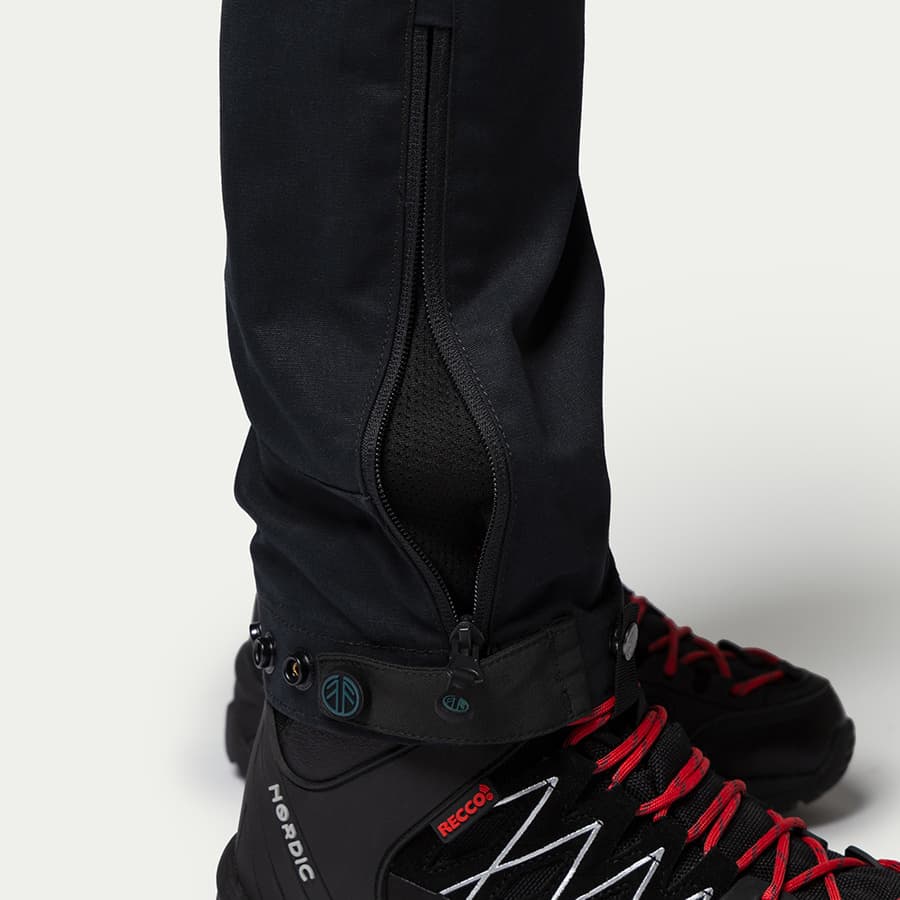 110_9f76d7917f-bn001v2-w-offblack-12-square