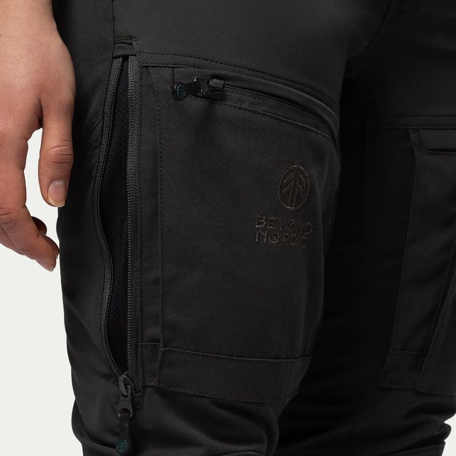 110_cd3a575bee-bn001v2-w-unexplored-19-square