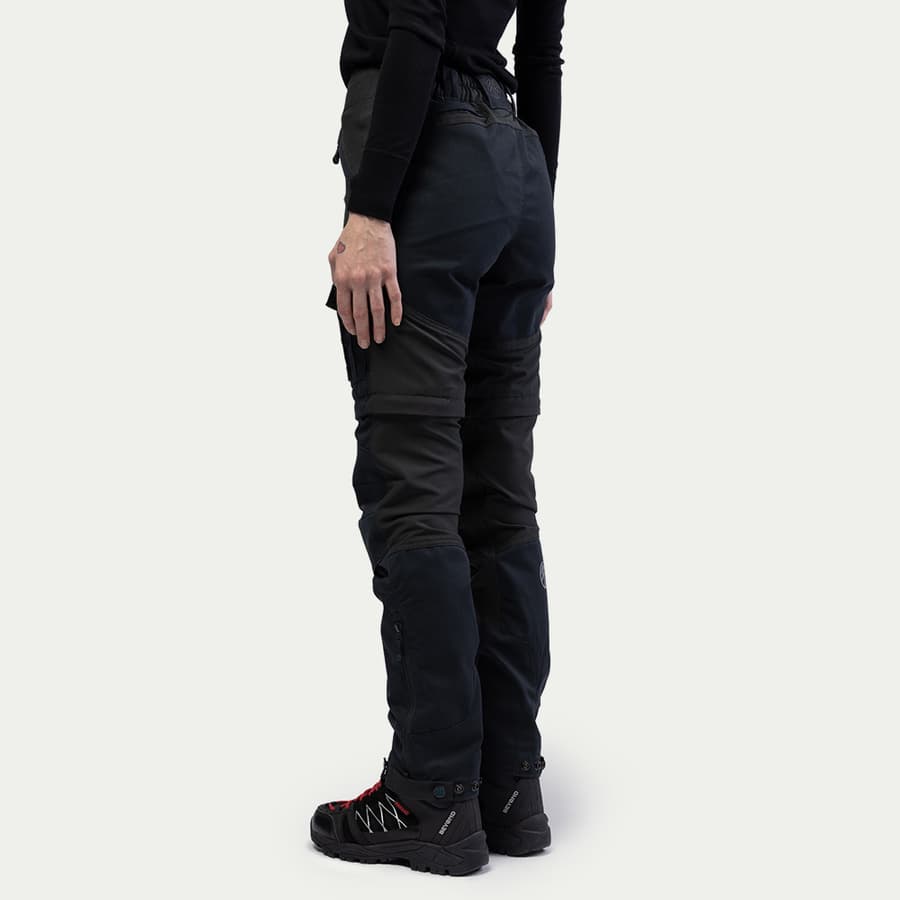 112_db79d55681-bn002v2-w-black-08-square