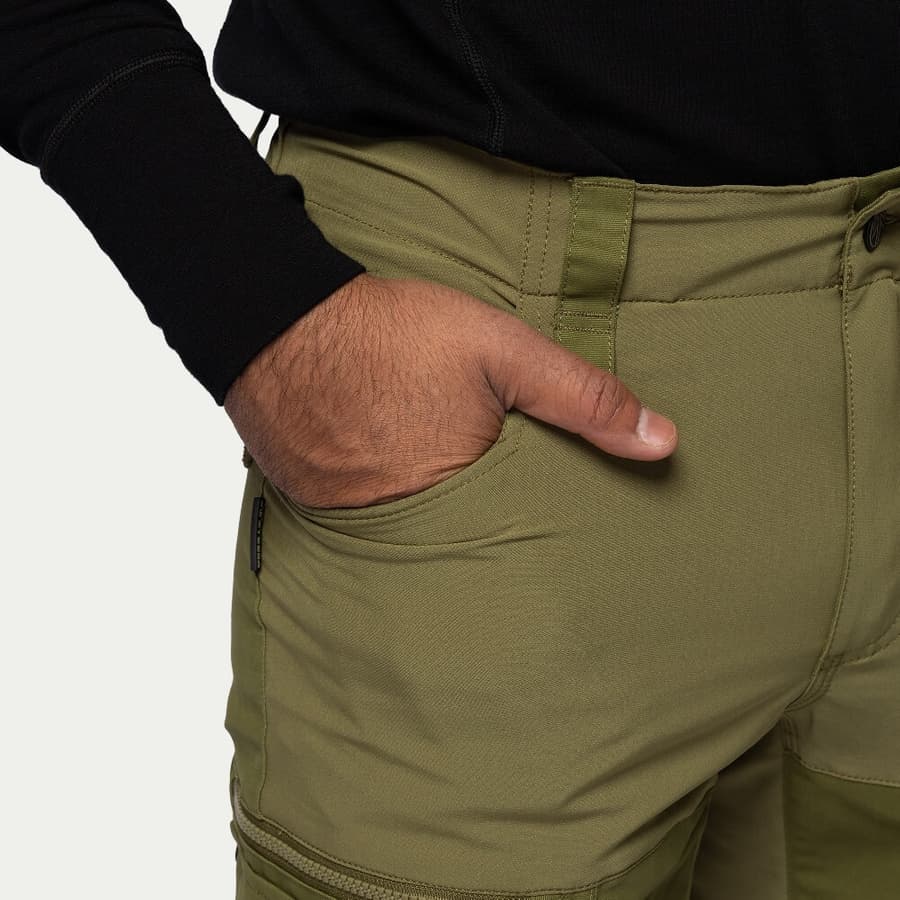 113_86e1c4fba6-bn008-m-moss-1310578-square