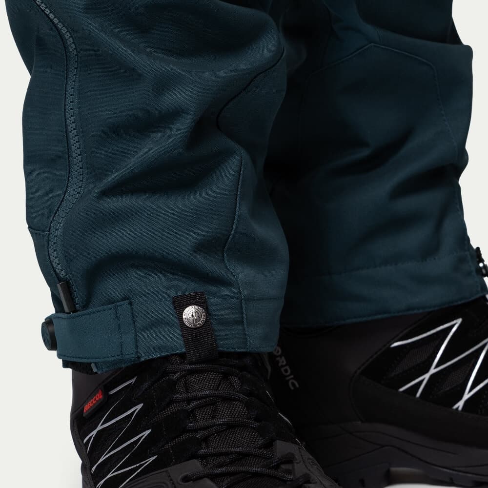 115_630309ca8d-bn009-m-midnight-18-full