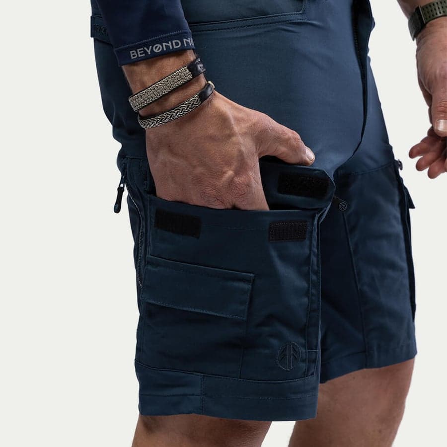 117_1a3244540f-bn010-m-midnight-9-square