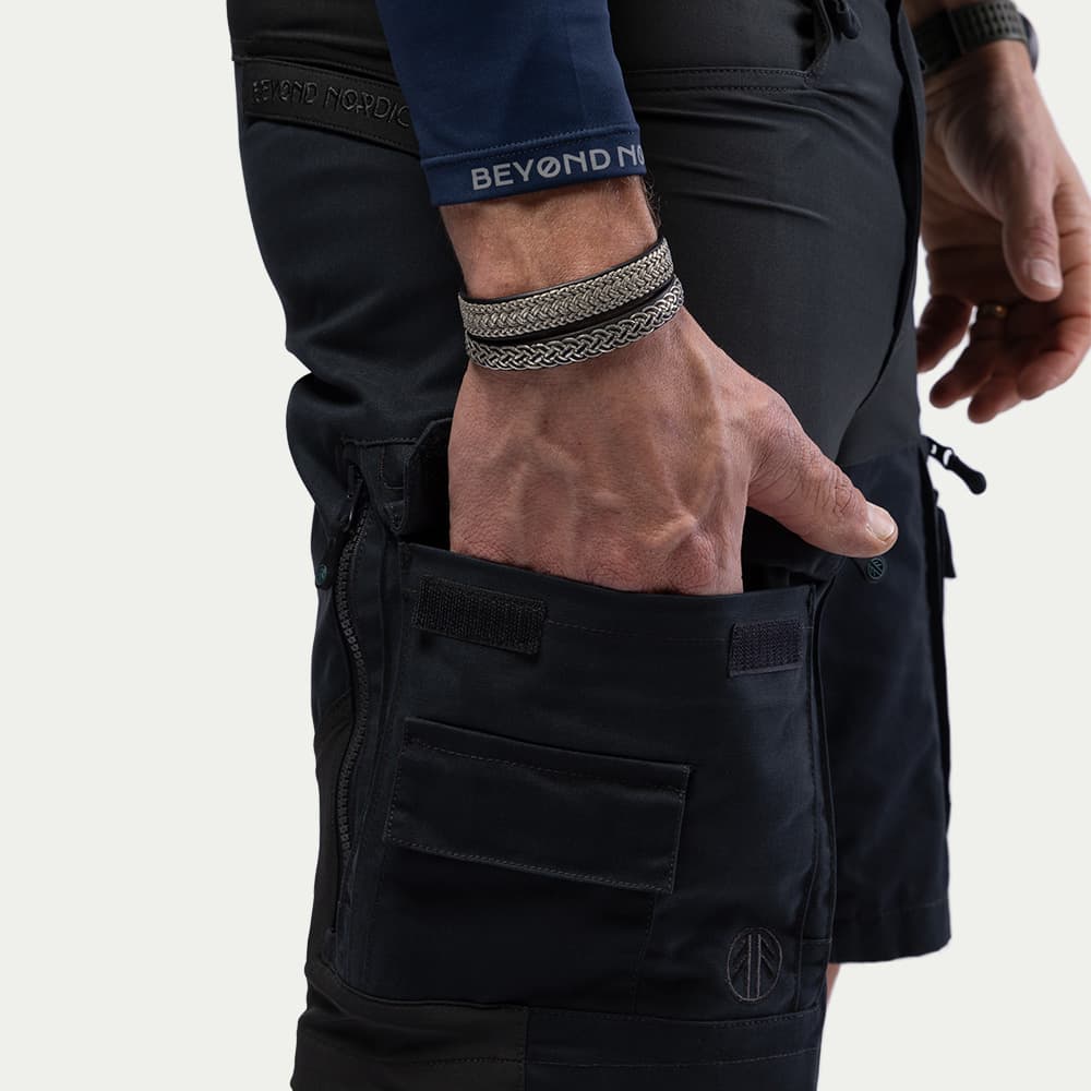 117_614f004200-bn010-m-offblack-02-full