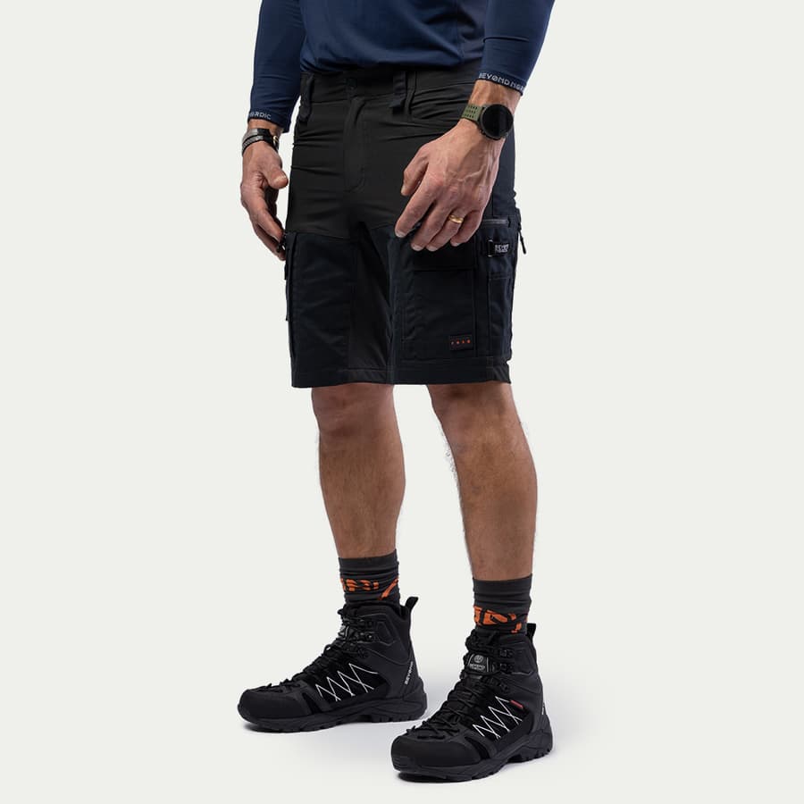 117_deb063cbb6-bn010-m-offblack-11-square