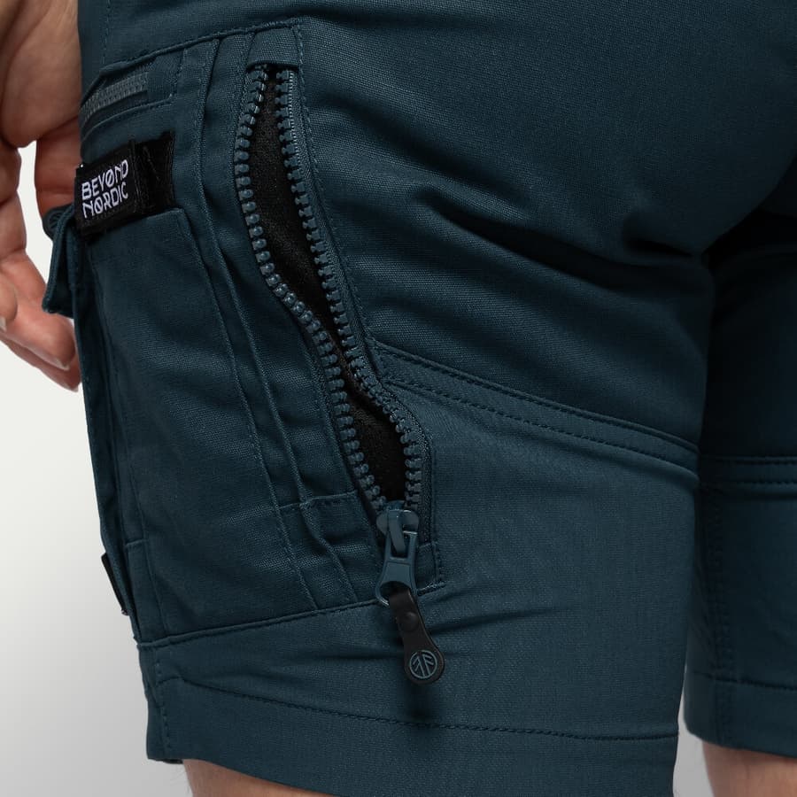 118_588d31fa69-bn010-w-midnight-22-square