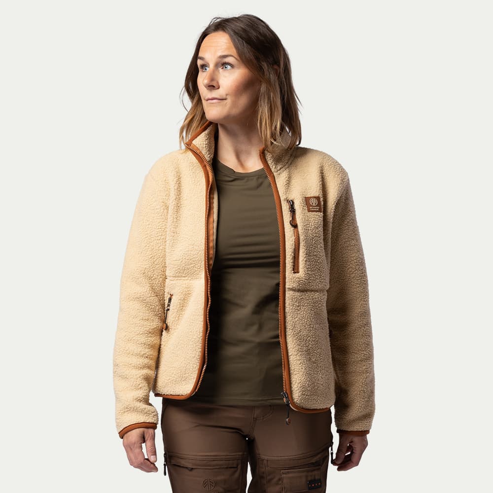 135_d684a4dc3f-bn308-w-beige-potters-12-full