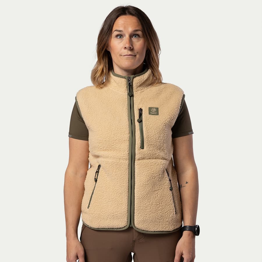 137_06ea9e2ae5-bn309-w-beige-moss-1-square