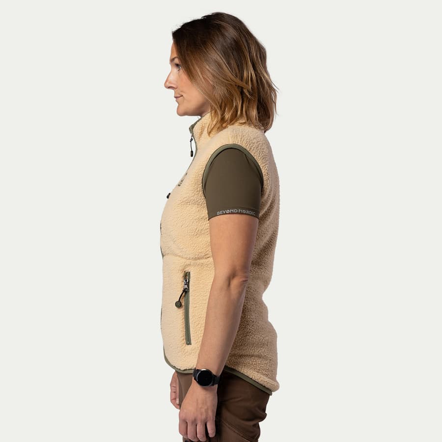 137_4438fabe69-bn309-w-beige-moss-04-square