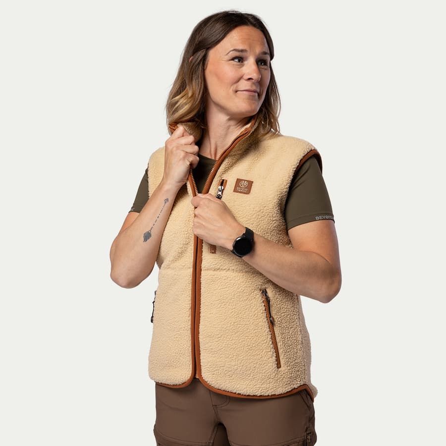 137_f3ebdc951d-bn309-w-beige-clay-03-square