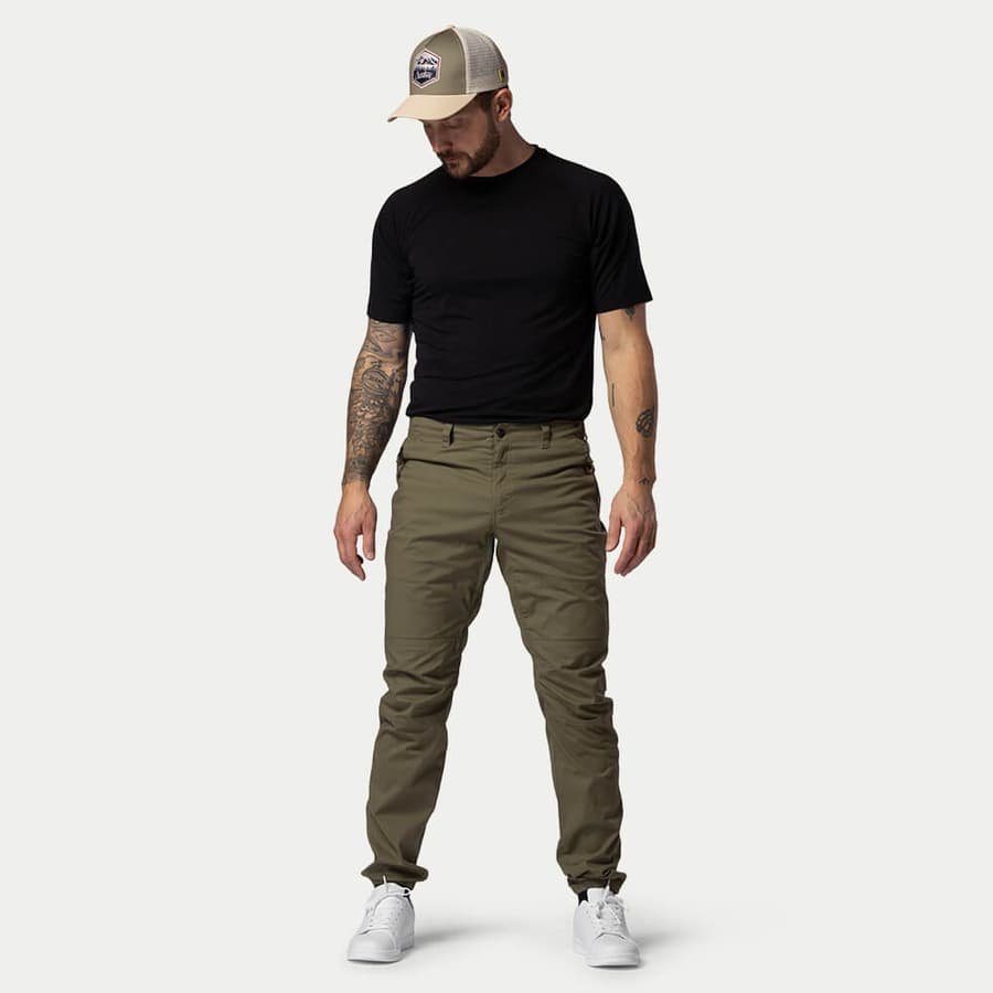 151_82d84fa2c3-bn011-m-lichengreen-1-2-square