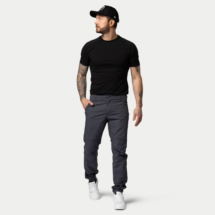 151_ea87490023-bn011-m-carbon-3-square