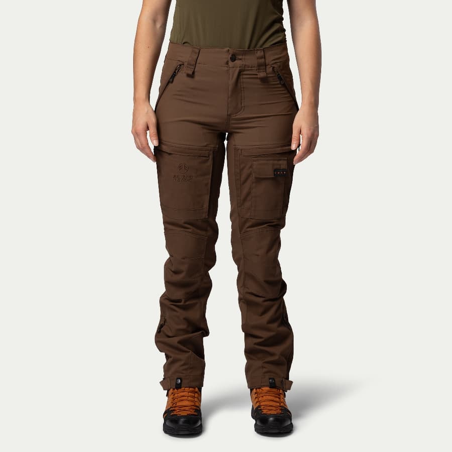 153_03dfd0fcba-bn001v2-w-sepia-5-square