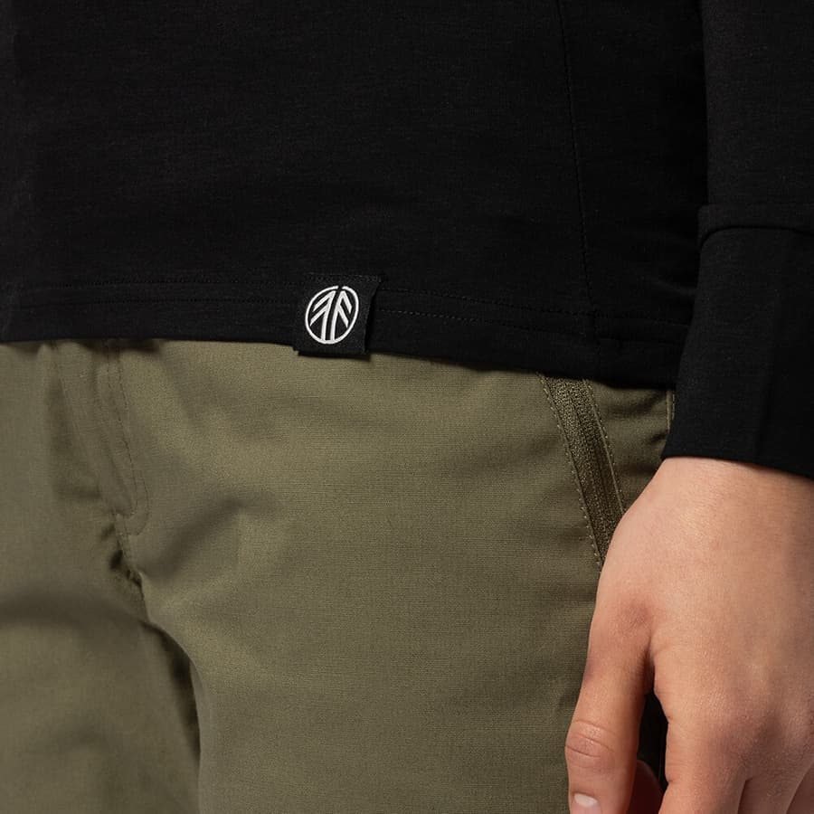 160_22c93398ed-bn219-w-black-16-b-square