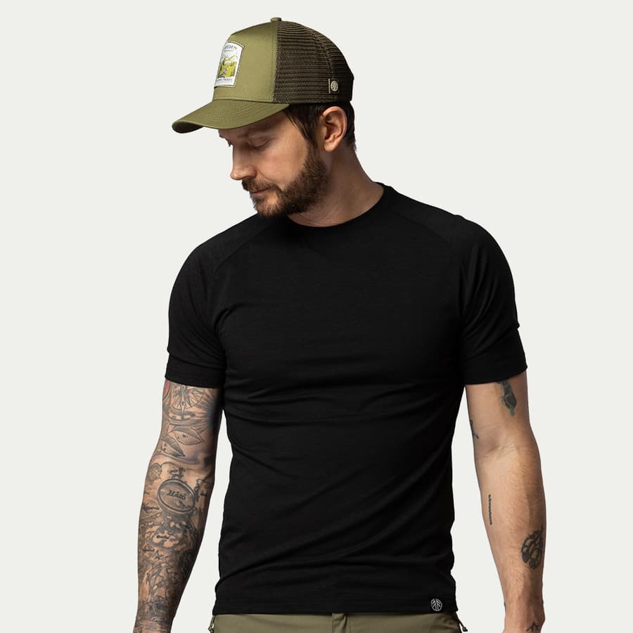 162_12d9308694-bn216-onyxblack-m-4-square