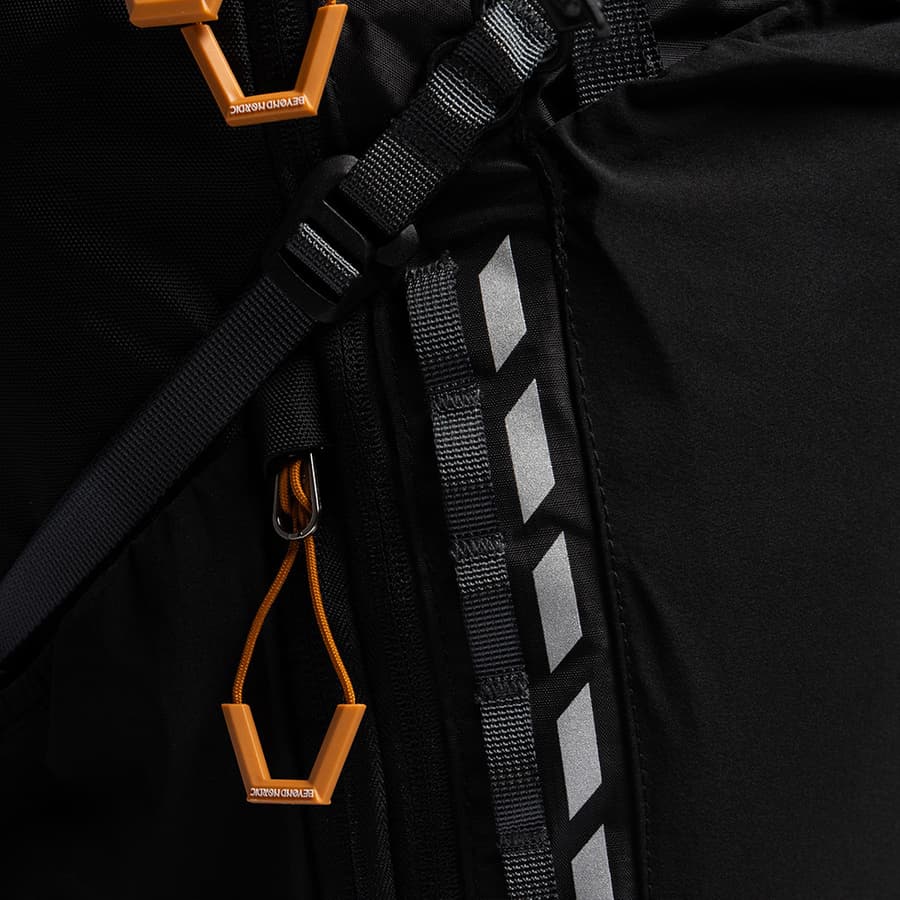 205_fa1fb68f7d-bn506-backpack-02-square