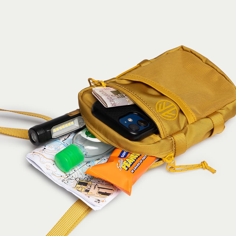 209_60b7e7e5c4-bn509-sling-yellow-full