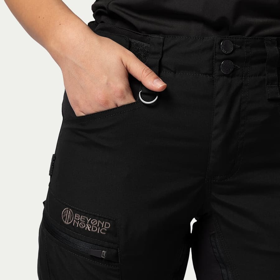 7_7fa253c591-bn004-w-forestnight-1410933-square