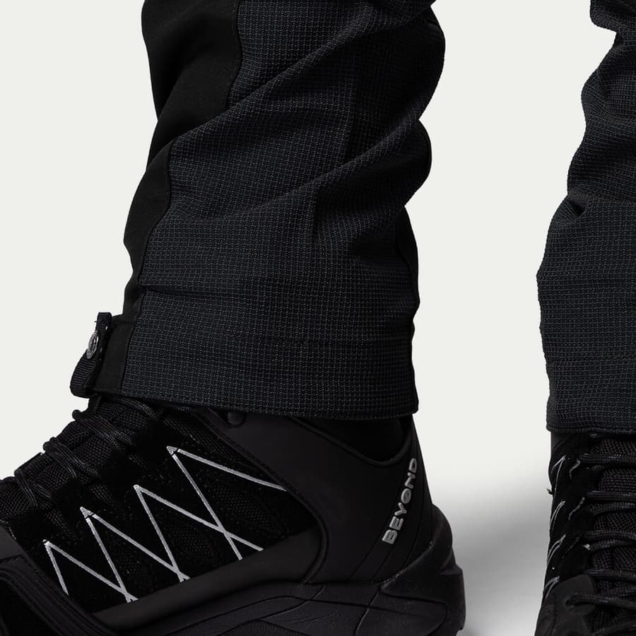 9_4dacdea5cf-bn005-w-forestnight-2011100-square