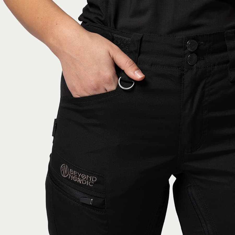 9_685a9f1760-bn005-w-forestnight-1211092-square